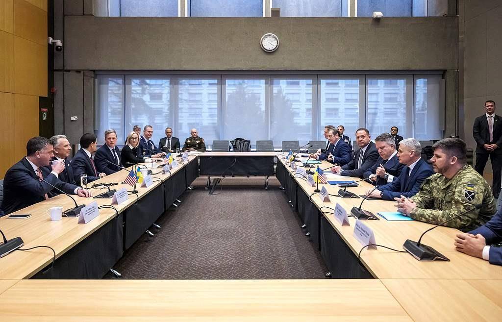 最后通牒前4天，美乌罕见共同定调：日内瓦会谈“富有成效”