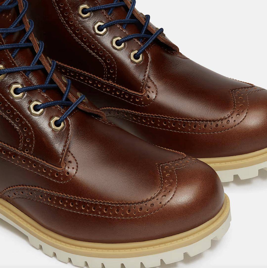 图片来源品牌提供timberland新发布的heritage 6英寸防水靴融入了