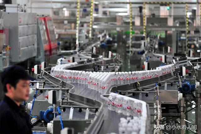 杜建英没想到，宗馥莉离开娃哈哈后，因香港火灾一举动，口碑暴涨