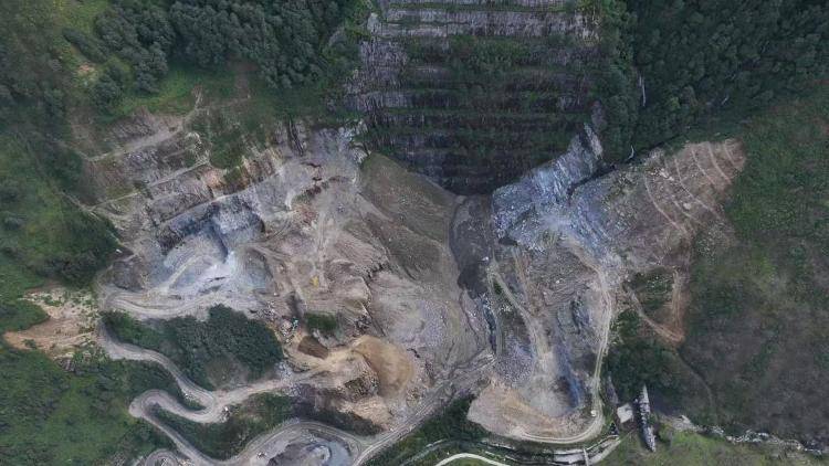 云龙千万吨砂岩矿采矿权"协议出让&