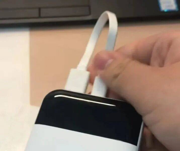 新国标要来了，你可能再也买不到9块9的充电宝了。