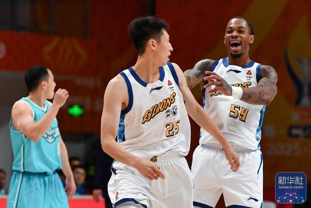 CBA俱乐部杯赛｜浙江方兴渡胜青岛崂山啤酒