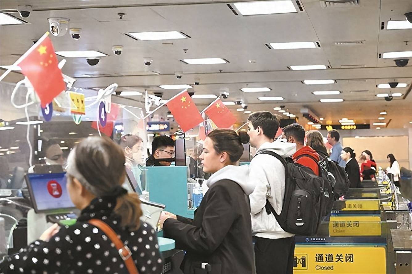 厦门口岸今年出入境旅客量突破550万人次！外籍旅客量首破百万人次