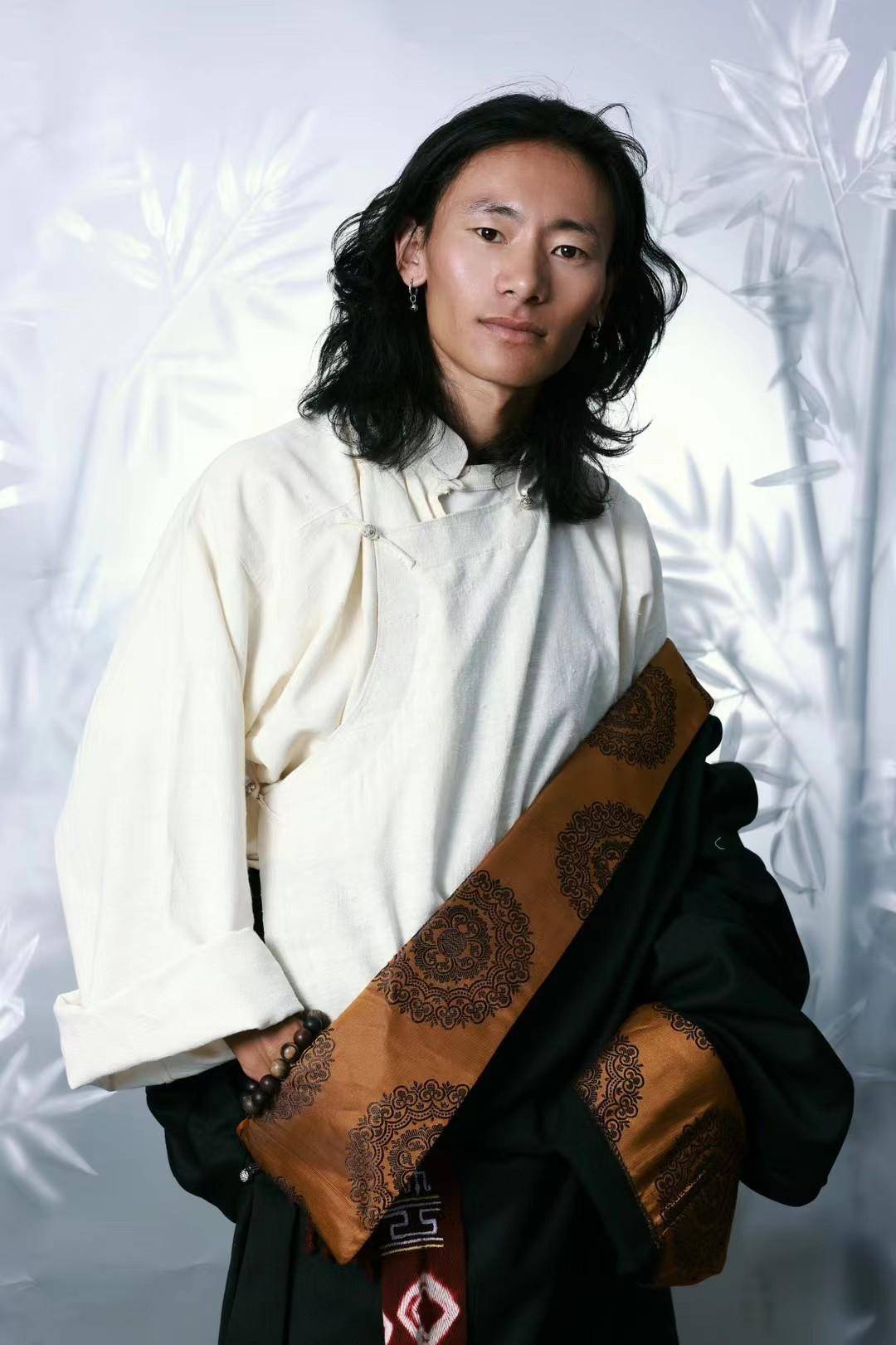 藏族青年多吉次旺的守正与创新