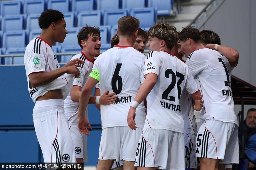 女足欧冠生死战！巴萨主场迎战本菲卡 胜利即可锁定出线名额