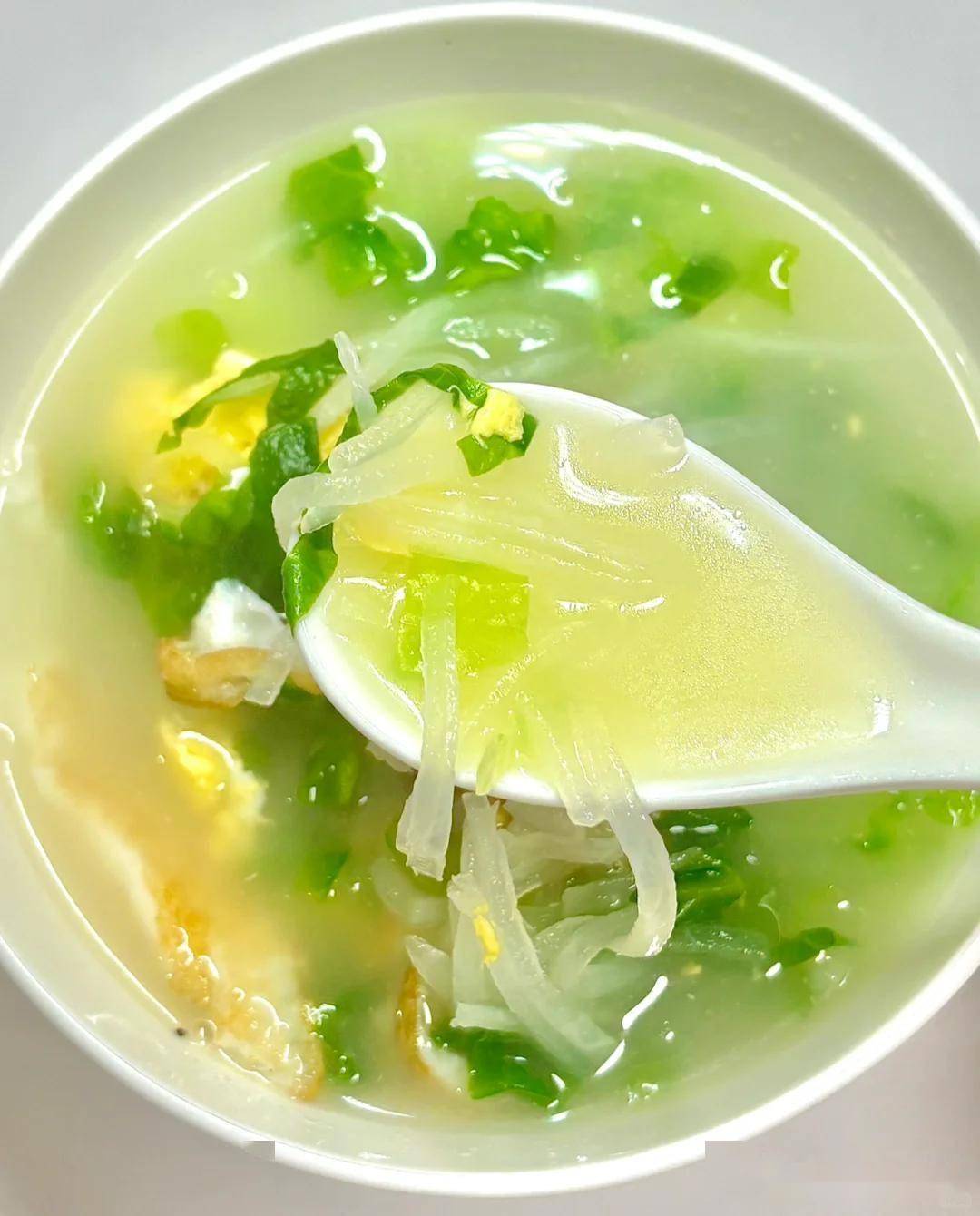 萝卜汤好喝有诀窍大厨教饭店不外传秘诀鲜爽解腻