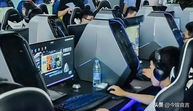 网吧行业复兴原因_网吧惊魂小说_网吧发展历程