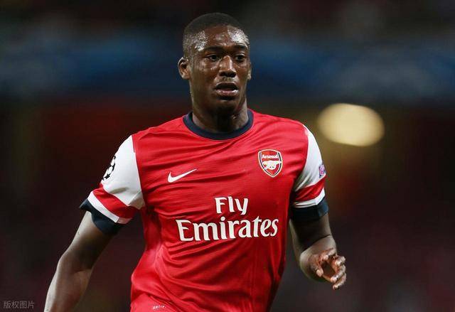 好消息！曝阿森纳王牌前锋有望加盟中国俱乐部，线索指向成都蓉城