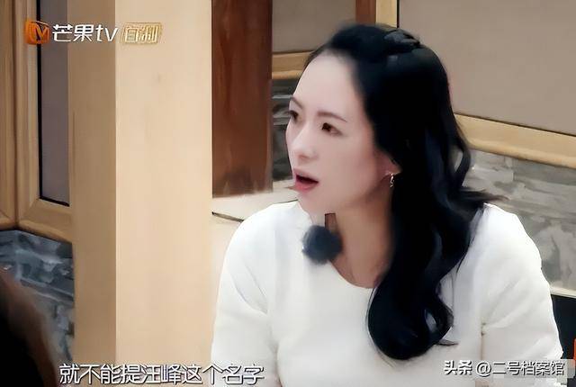 12月还没过，46岁章子怡再次官宣喜讯，离婚前说的话她做到了