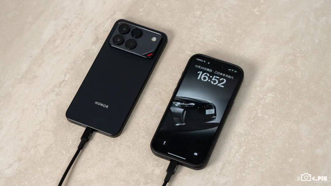 10000mAh电池的手机，被荣耀给做出来了。。。