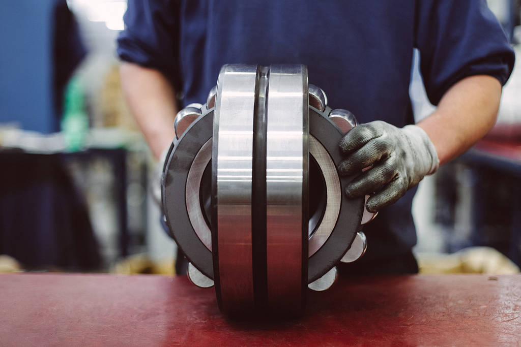 洛轴股份IPO：三年半获政府补助1.46亿 股东股权被查封冻结