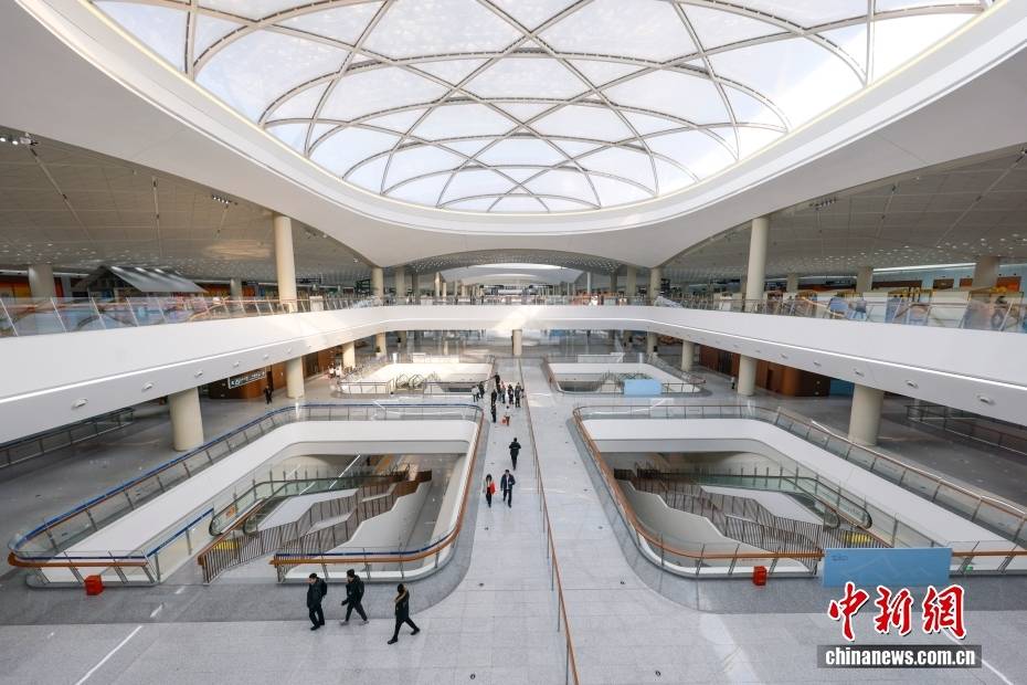 北京城市副中心综合交通枢纽启航_通州_中新社_铁路客运站