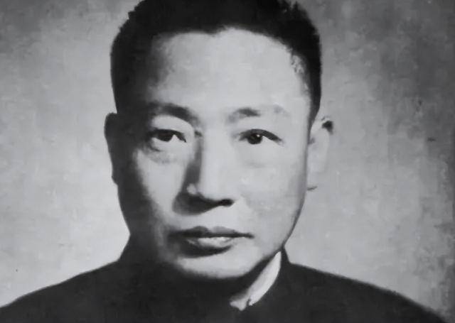 毛人凤去世妻子说“死了也好”,刚下葬妻子就和蒋介石侍卫长同居_向影_戴笠_俞济时