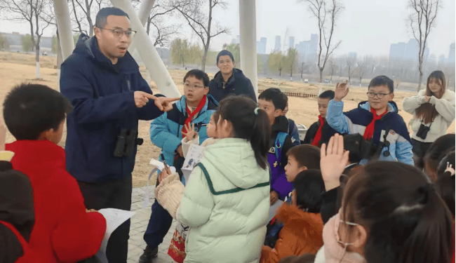 行走江城,共绘青绿——市民群众的“生态课堂”