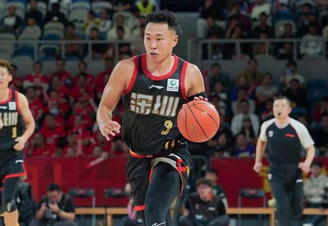 贺希宁19+6+5深圳终结浙江3连胜 刘泽一15+11吴前11+7