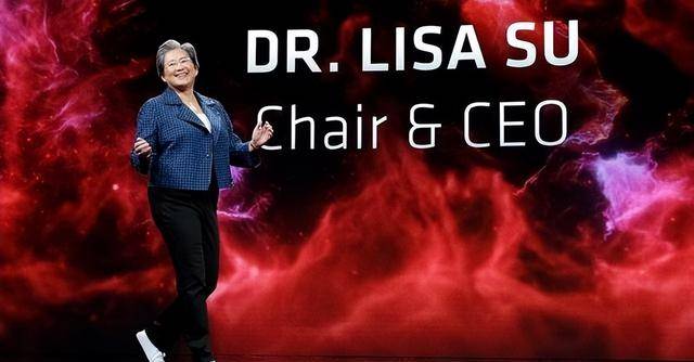 原创             顶着骂名给中国送技术，年薪超4亿的她，为何敢和美国对着干