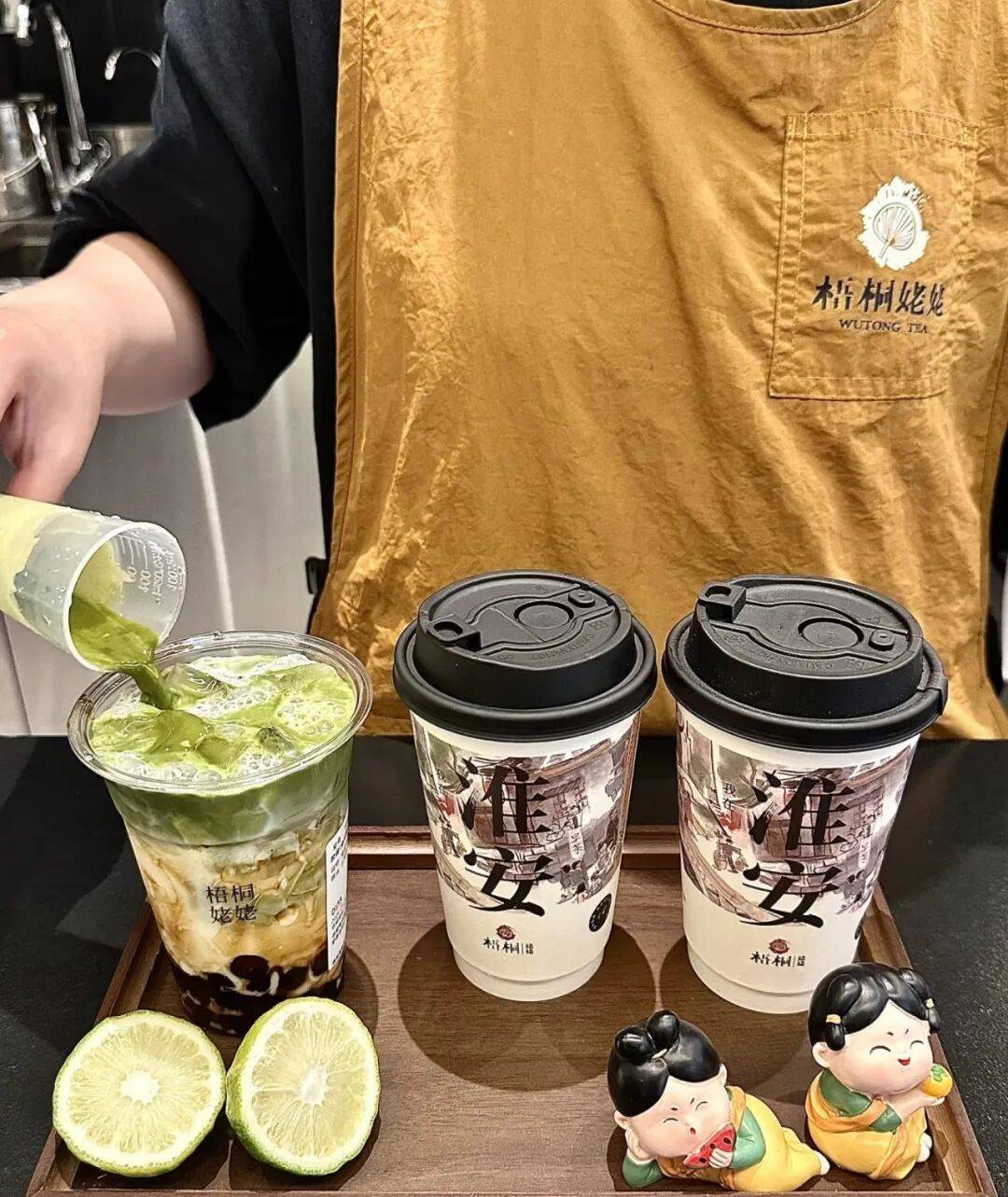 招牌白月光特调柠檬茶一口清新仿佛置身江南