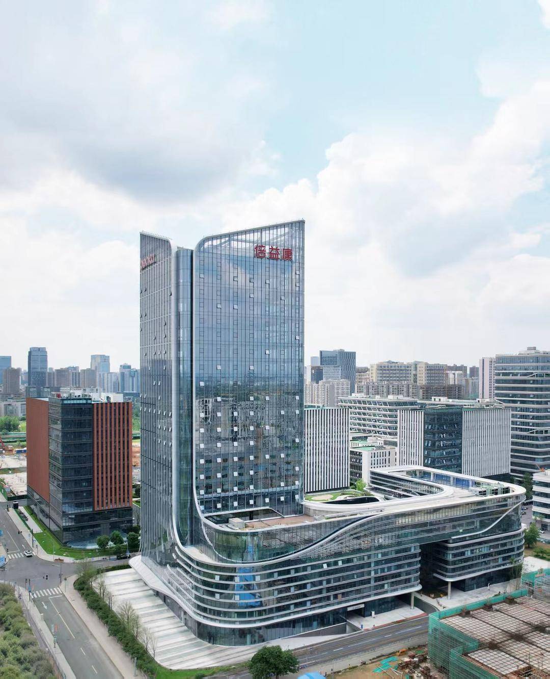 海外订单不休、智制基地投产！成都病愈理疗企业冲刺“开门红”