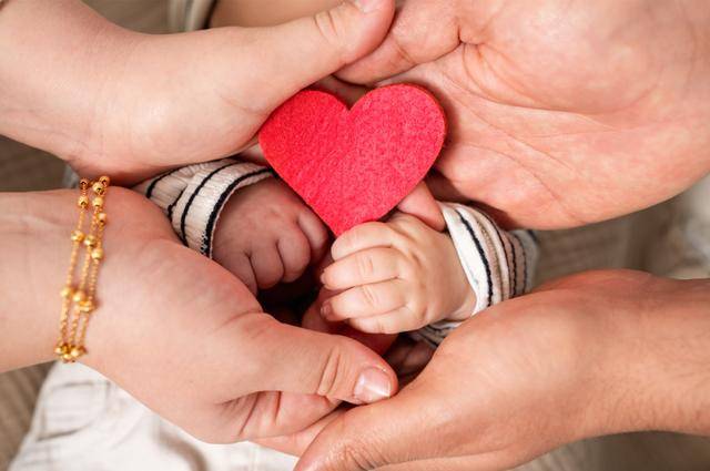 三份医保账单照见2025年的民生温度