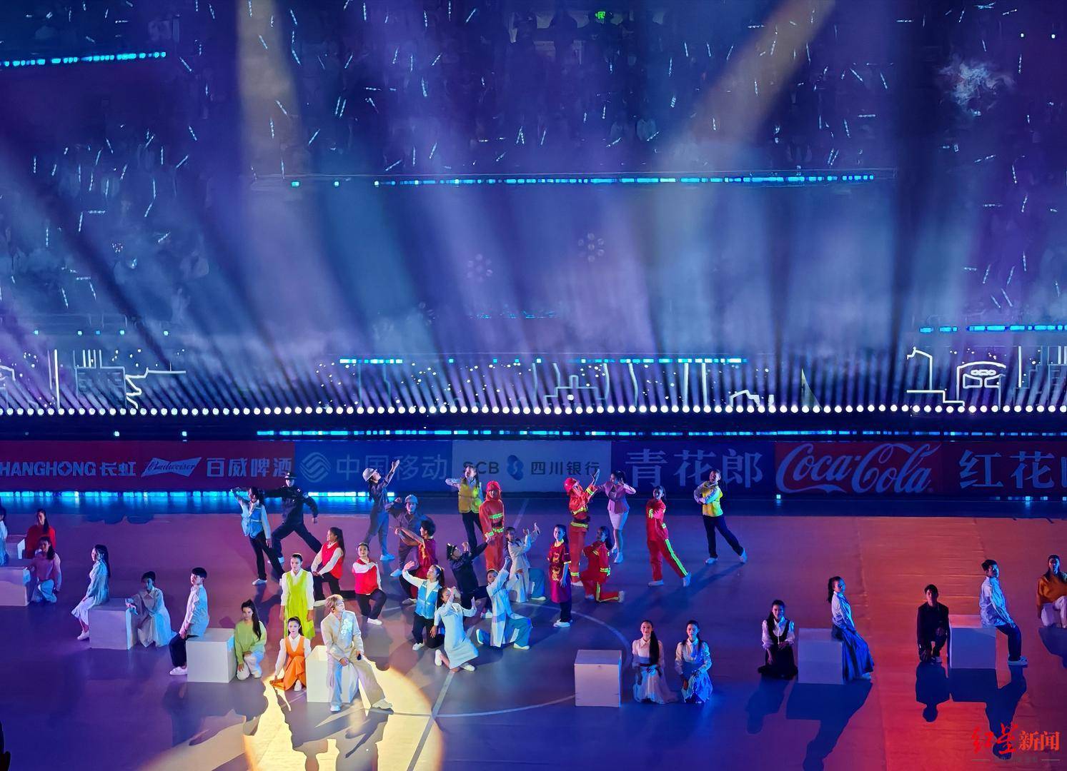 “世界杯-足球赛事比分体育网川超之夜”在攀枝花火热上演！歌手韦唯、唐汉霄等献唱总决赛今年3月开启