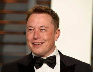 马斯克宣布X平台每四周公开一次推荐算法