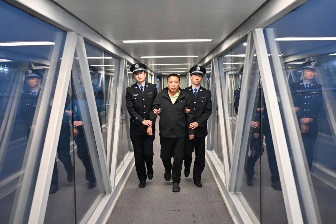 特别关注丨郭柏春案相关舆情给国企领导带来哪些警示?_国际集团_借款_企业