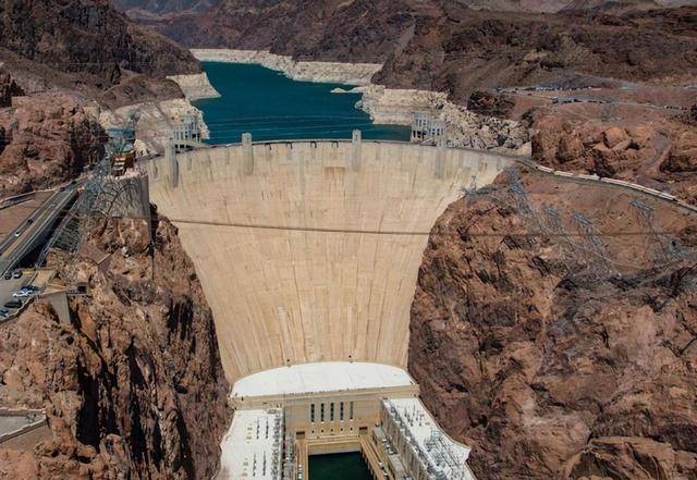 美国工程师：摸不透中国人不知其中的危害就大力兴建水力发电