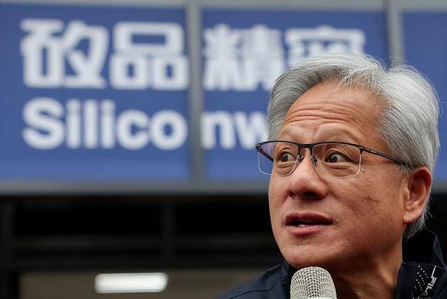 黄仁勋1月下旬访华，芯片博弈进入关键节点