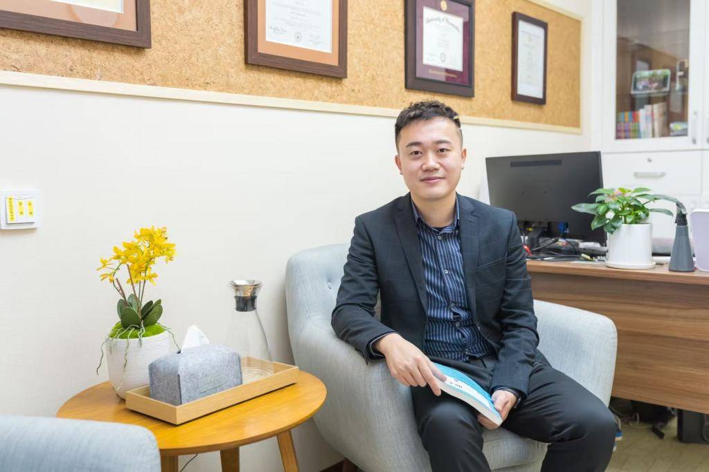 有“搭子”的年轻人,为何还是怕“死了没人知道”