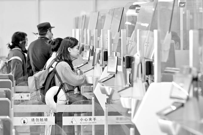 “超长春节” 点燃跨境游热潮-华闻时空