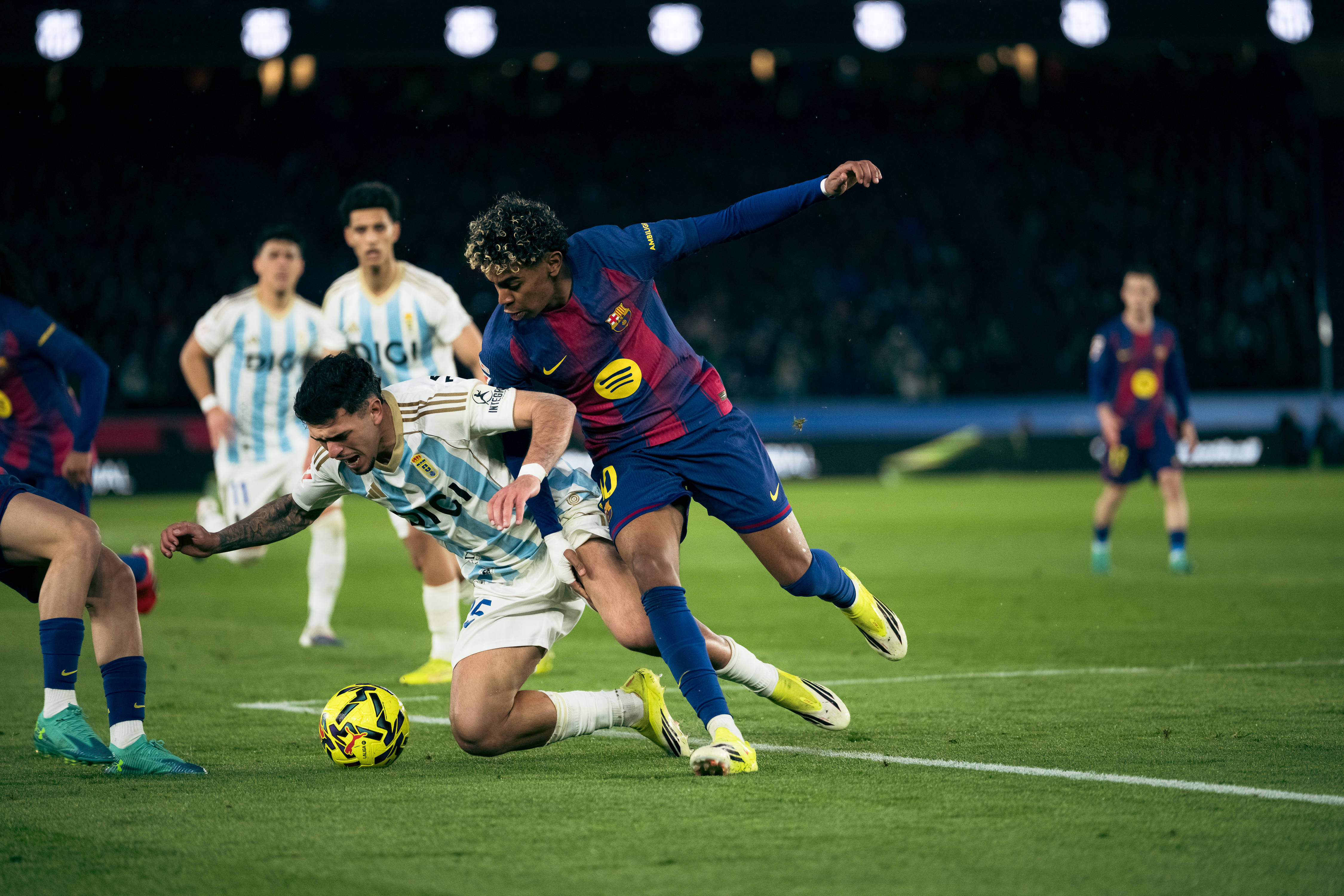 体育）足球——西甲：巴塞罗那胜皇家奥维耶多_搜狐网