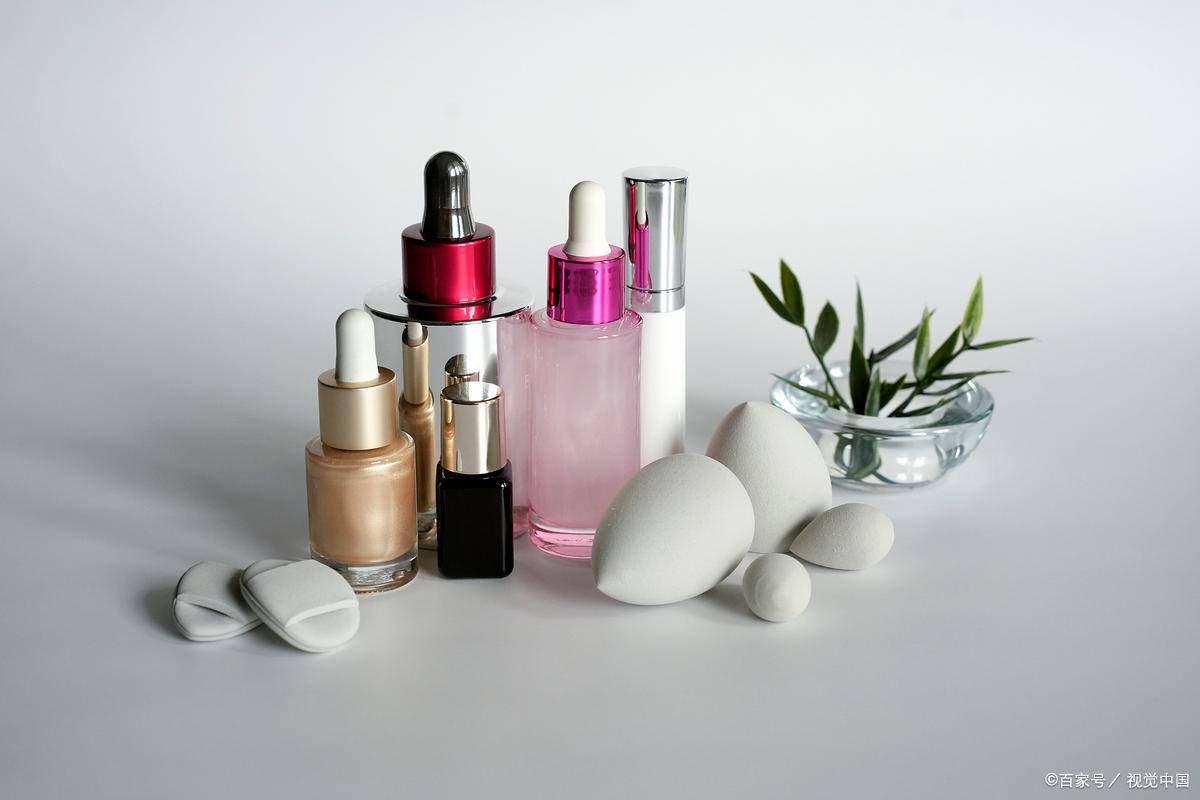 北京国丹医院林华：白癜风患者选什么护肤品？温和护肤不踩雷