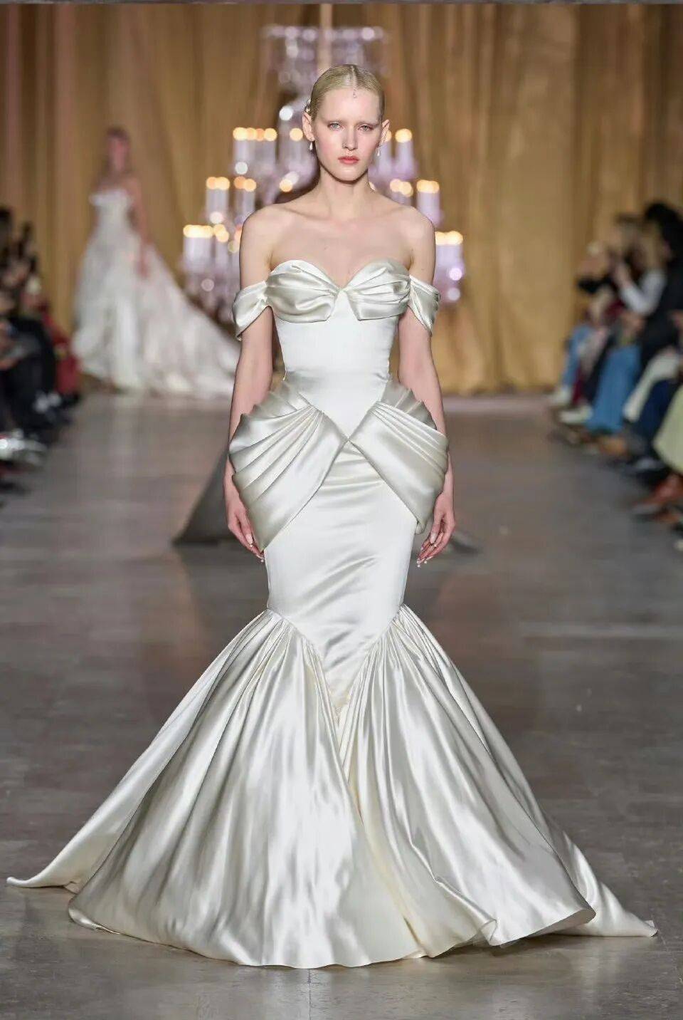 2026巴黎高定时装周落幕:荟萃全世界最美的衣服! 2026巴黎高定时装周落幕:荟萃全世界最美的衣服!