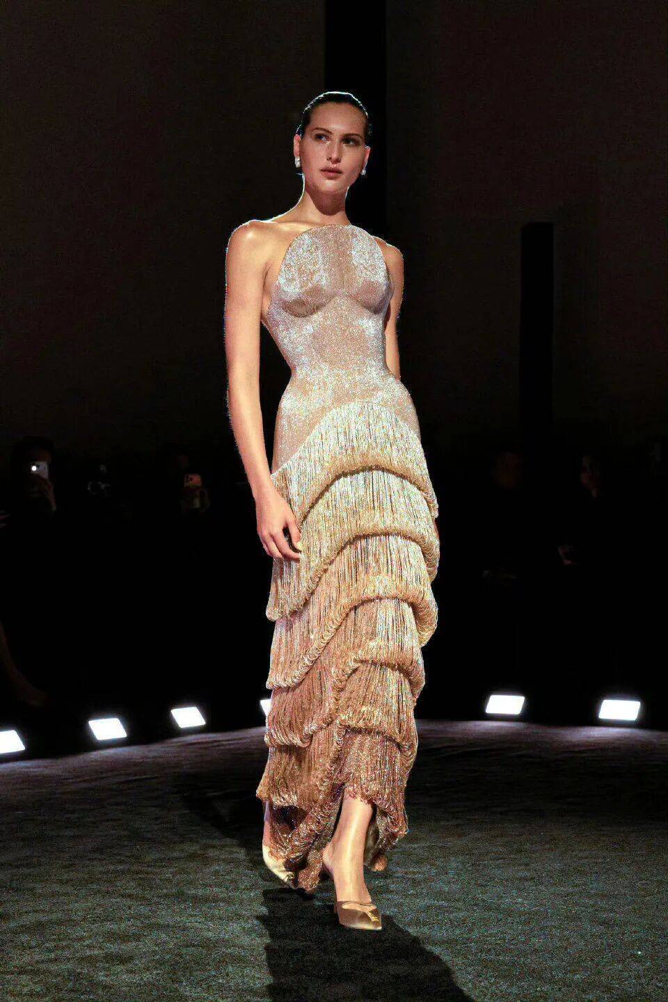 2026巴黎高定时装周落幕:荟萃全世界最美的衣服! 2026巴黎高定时装周落幕:荟萃全世界最美的衣服!