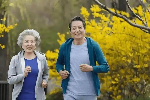 医生发现：可以减缓血管堵塞的行为，不是跑步！而是经常做这4事