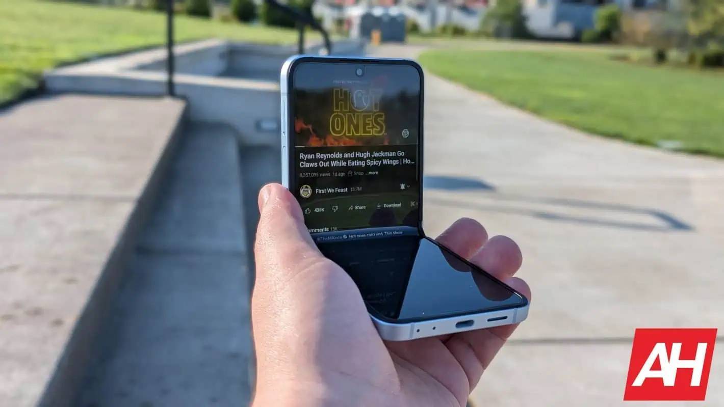 解密 iPhone 小折叠,这只是苹果折叠产品的开始