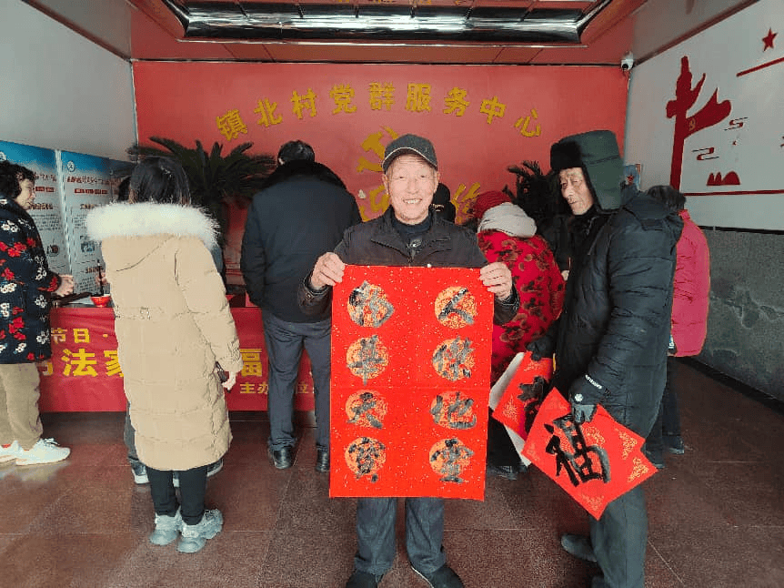 江苏建湖近湖街道开展书法家送“福”惠民活动