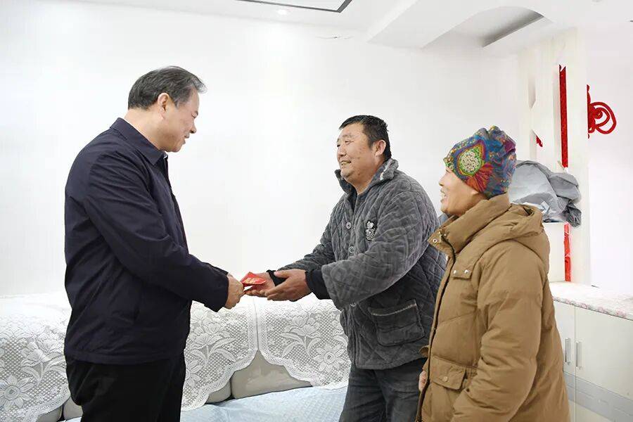 集团公司党委开展新春慰问活动_杨林_焦殿志_生活
