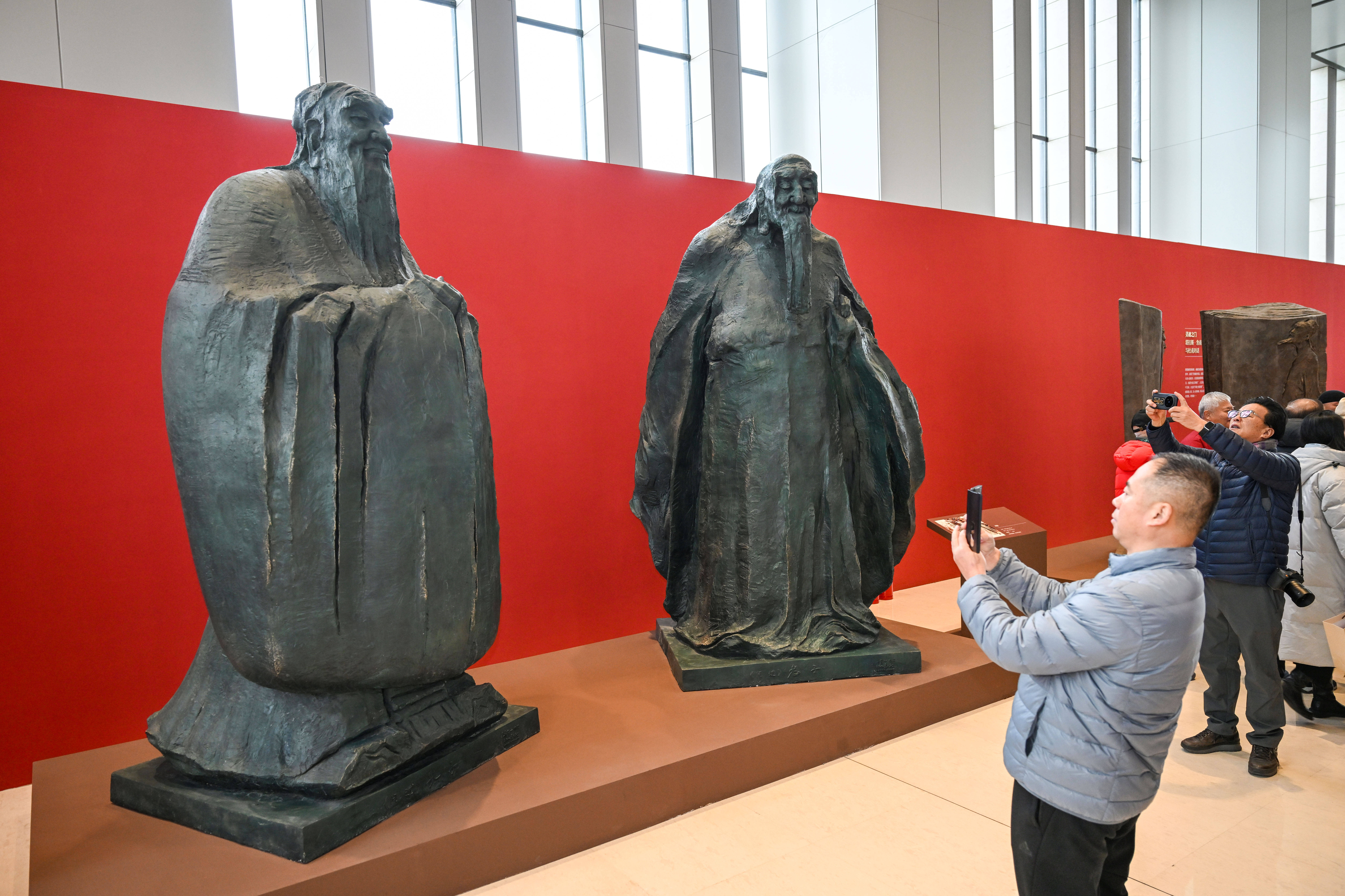 吴为山写意雕塑艺术展在京开展