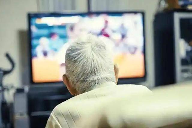 男性过了65岁，若还能做到以下5件事，或说明身体素质还不错