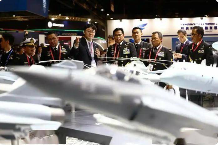 中國尖端航空裝備亮相新加坡航展，引發東南亞市場高度關注