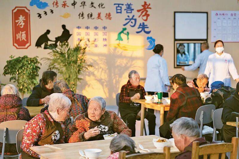 陆治原在《求是》杂志发表署名文章：提高民