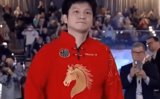 1-3!国乒奥运冠军樊振东首败,德甲男双首秀输球,一胜一负又添新伤!