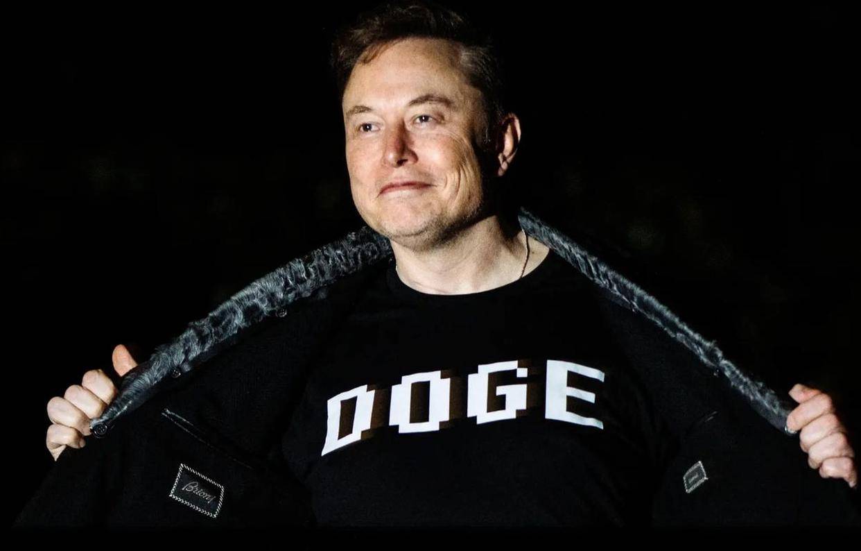 马斯克再次预言：手机APP、你的工作、金钱，20年内全部消失！