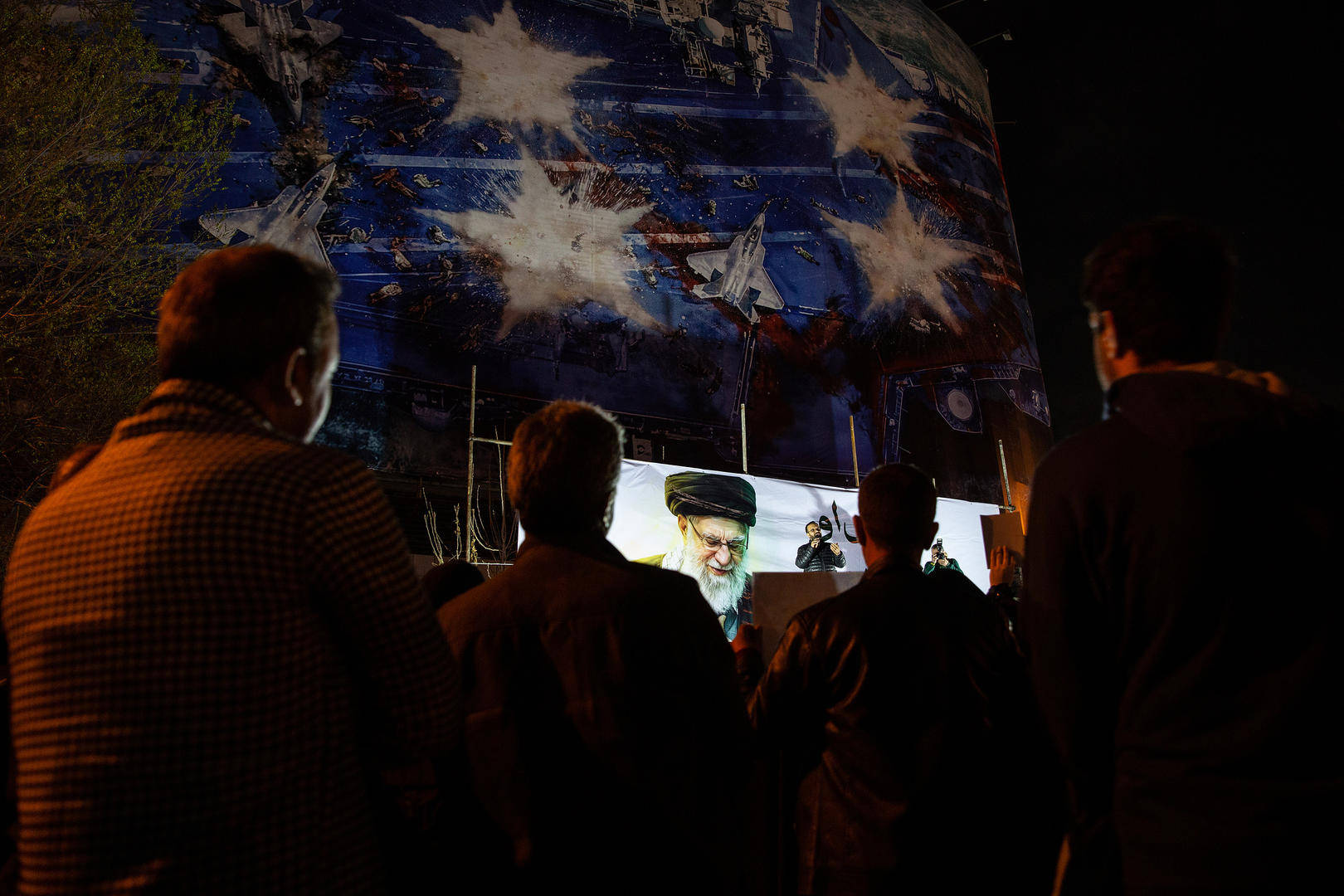 “伊朗的心被刺穿，也将刺穿敌人的心！”宣布不谈判的拉里贾尼，或成美以下个打击目标？