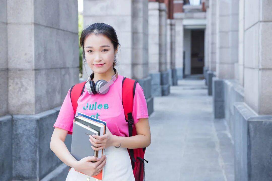 79岁男子被"妇产科医生&quot