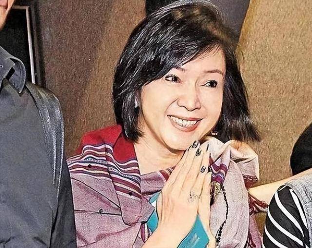 她霸占闺蜜老公31年,被称为“最强小三”,生下侯佩岑获亿万遗产_林月云_侯世宏_邱嘉雄