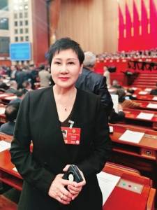 建议对孕期及哺乳期女性实行弹性工作制