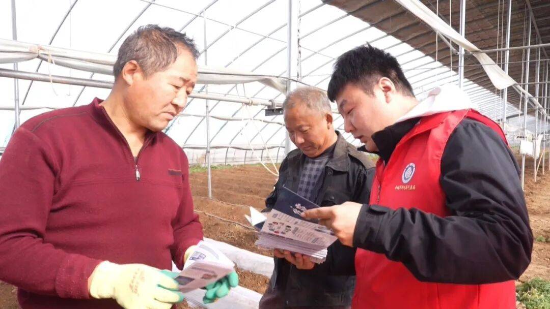 服务“三农”|气象服务进大棚 科普护航设施农业_灾害性_泽州县_生产