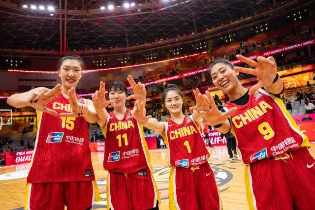 FIBA官宣最新女篮世界排名：中国女篮第四 美国居首日本第十